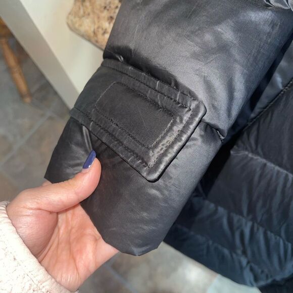 BURBERRY Black Puffer Coat BURBERRY Black Puffer Coat BURBERRY Black Puf… - Picture 10 of 16